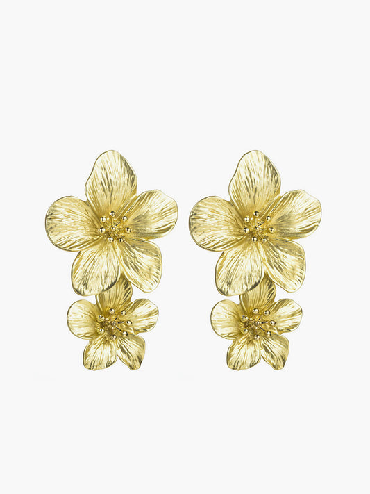 Fashionable Flower-Shaped Earrings