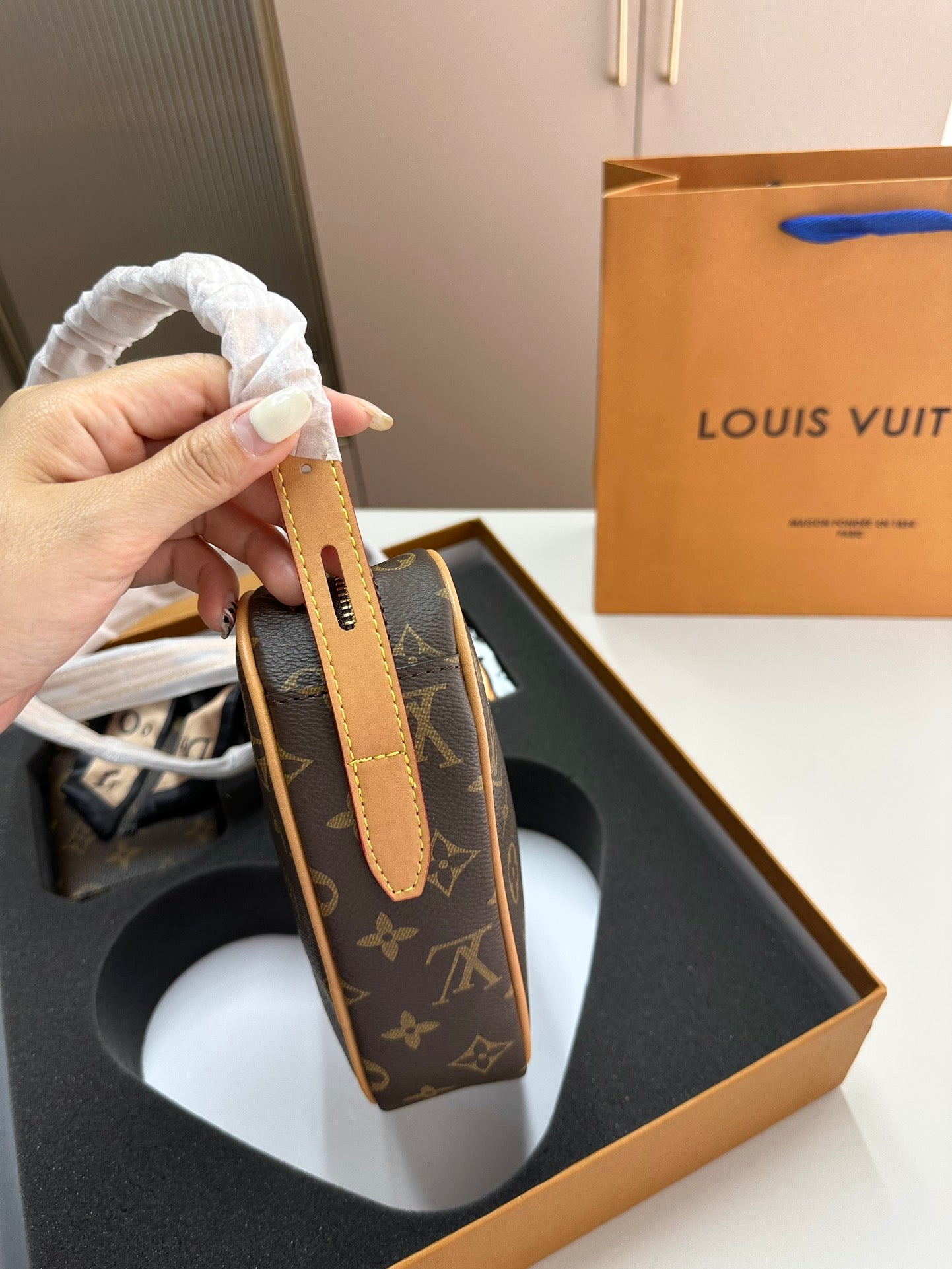 Heart Louis Vuitton 4-Piece Set