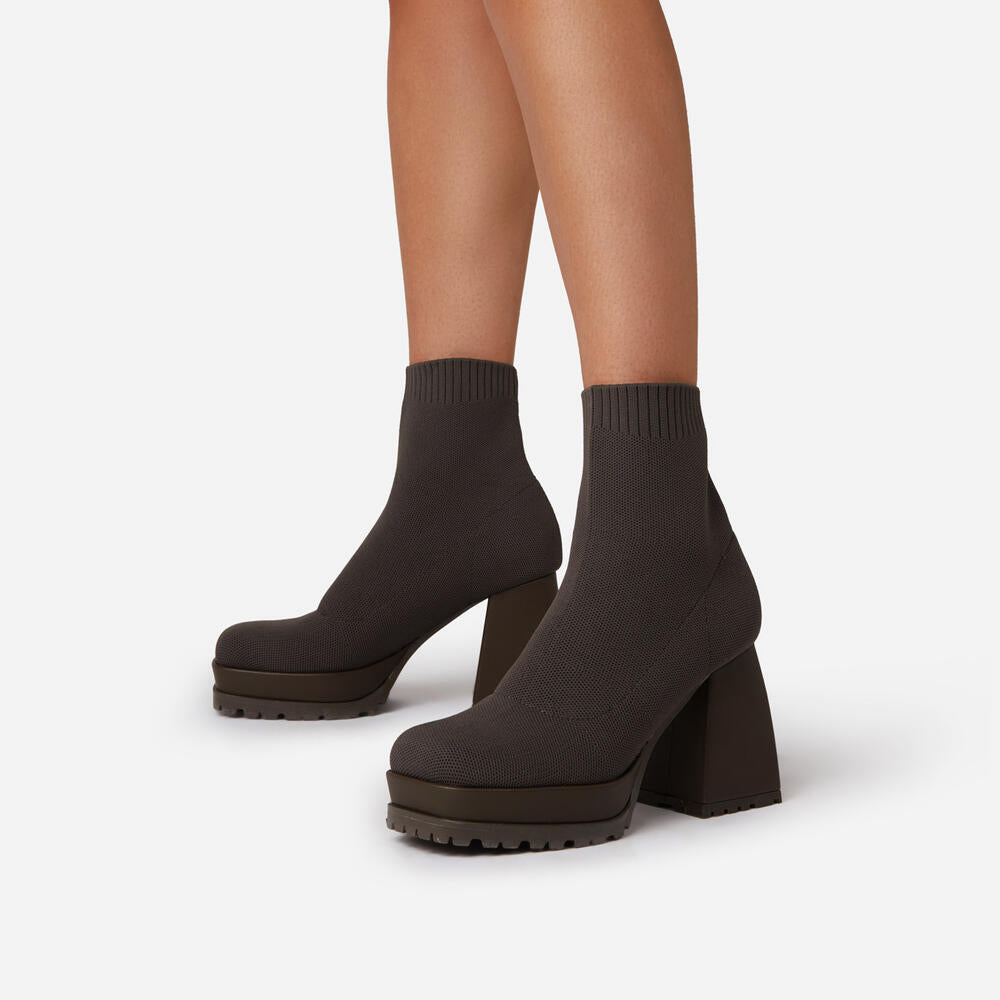 KINSLEY | CHUNKY SOLE  BLOCK HEEL ANKLE SOCK BOOT